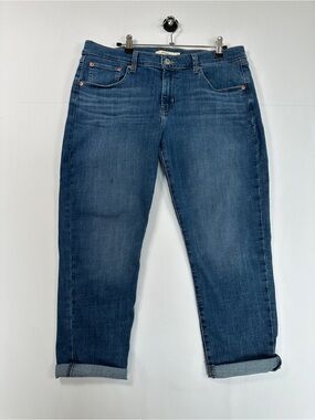 Levi’s Boyfriend Cropped Cuffed Jeans Medium Wash Size 31